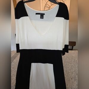 JAYGODFREY Black and White V-Neck Dress